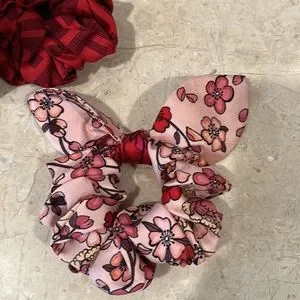 NWT FENDI HAIR SCRUNCHIES NWT Fendi Silk Zucca Ribbon Motif Hair Scrunchies Brown Yellow main image 2